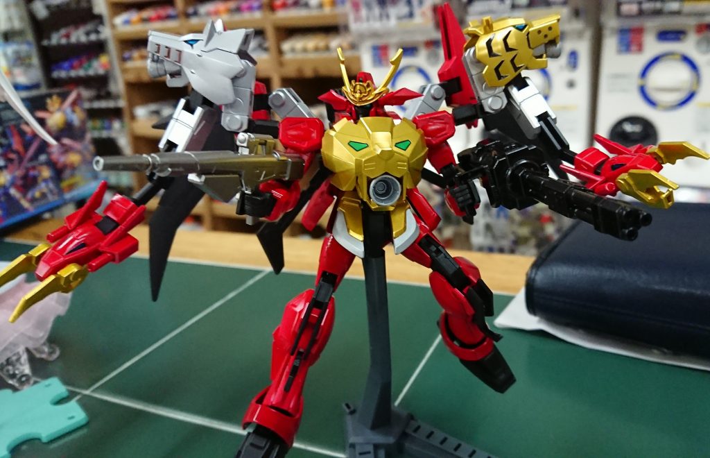 真っ正面より
ライオンはトライオン3よりもってきました。加工して装着しております。