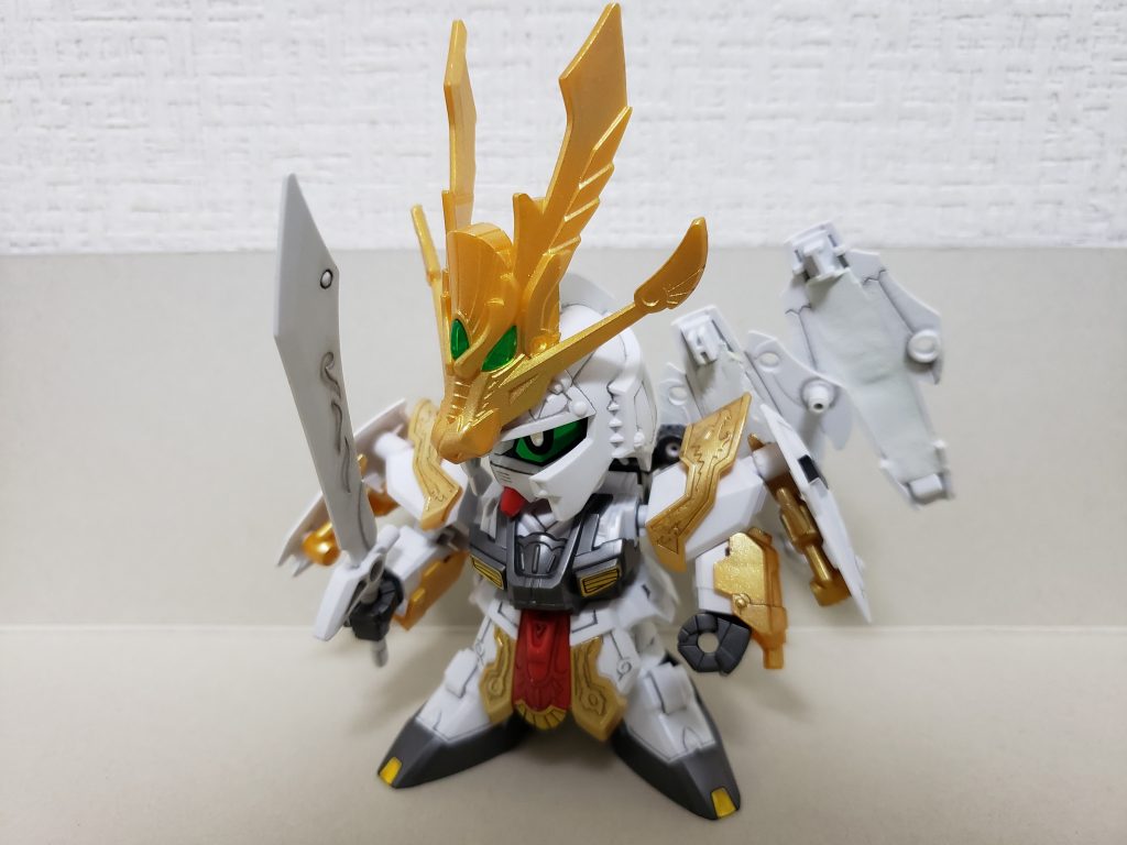 通常形態 今回金色はラフゴールドで仕上げました。ラメがずっと残るので掃除が大変…