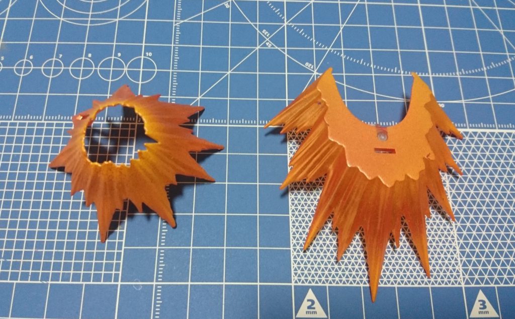 [粒子エフェクト]
メタリックオレンジ、イエローでグラデーションし、最後にレッドを薄く吹き付けました。