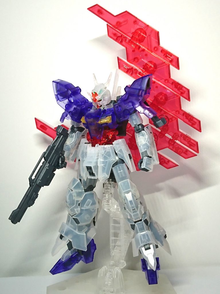 元がカッコいいので素立ちもばっちり決まりますね。