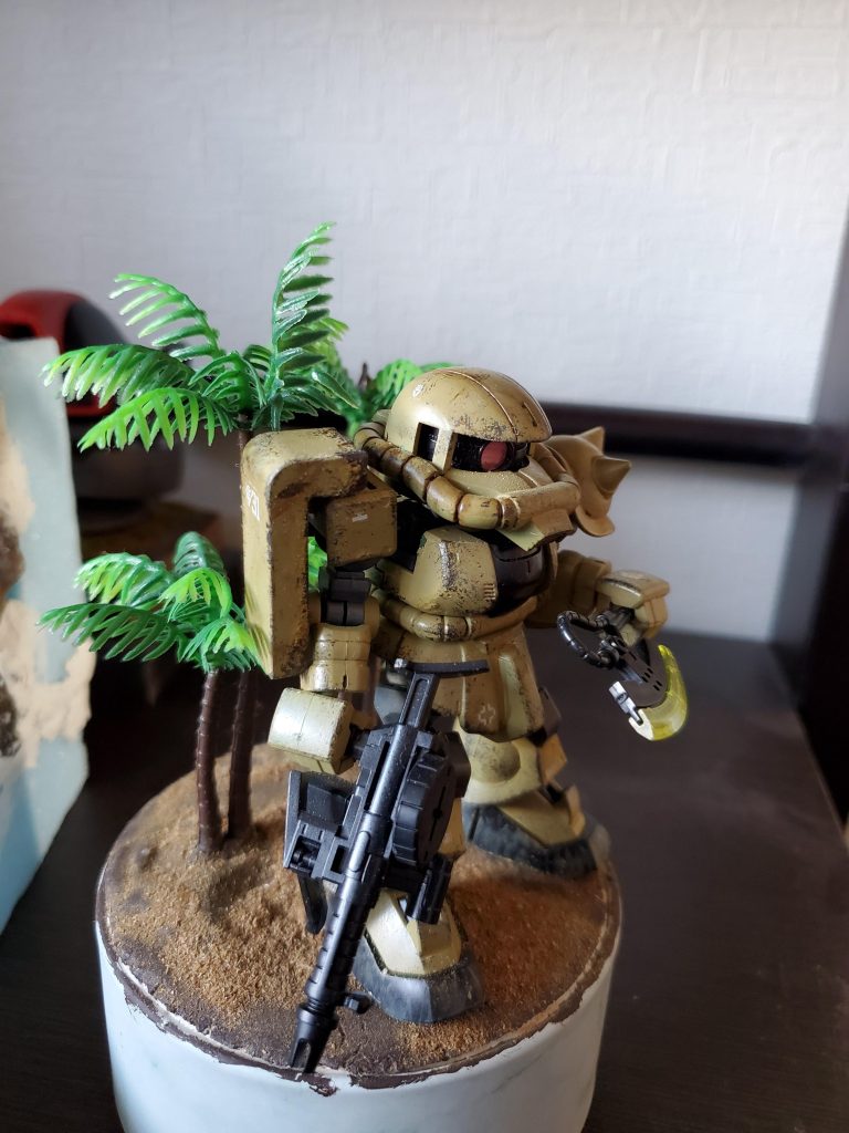 クロスシルエットザク–2枚目/制作者：しんしん@