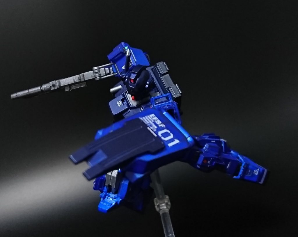 可動範囲も基本的にはキットのままです
良く動く優秀なキットだと思います