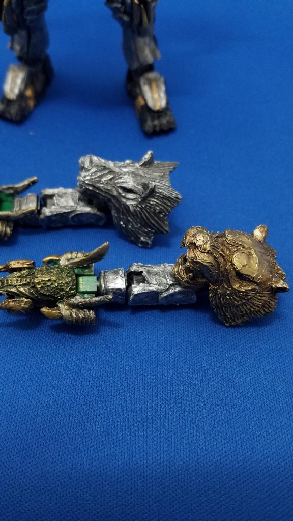 ウルフ拳とタイガー拳
以前に製作したトライオン3のトラに味をしめてヒートペン加工しました