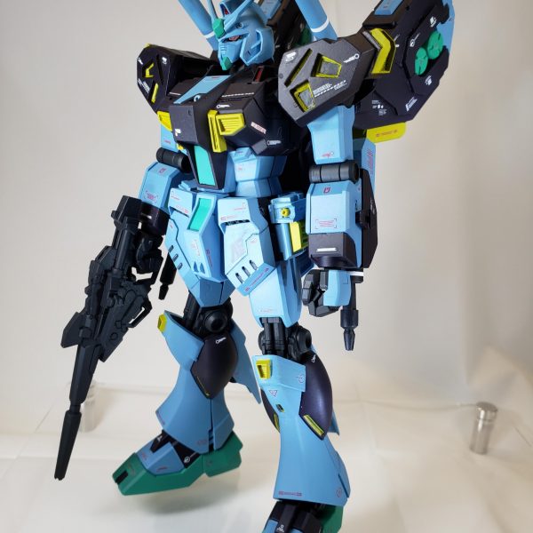 量産型ニューガンダム(バナージ機)