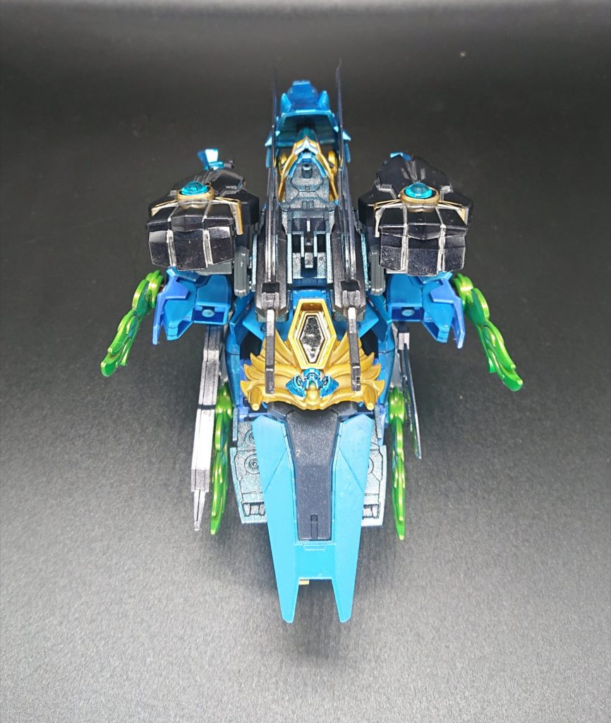 【神甲機(バルダ)亜守理威 後】
シールドには雰囲気作りのために関羽ガンダムの鬼面を追加しています。
鬼面にある青いパーツはバトルマスクです。