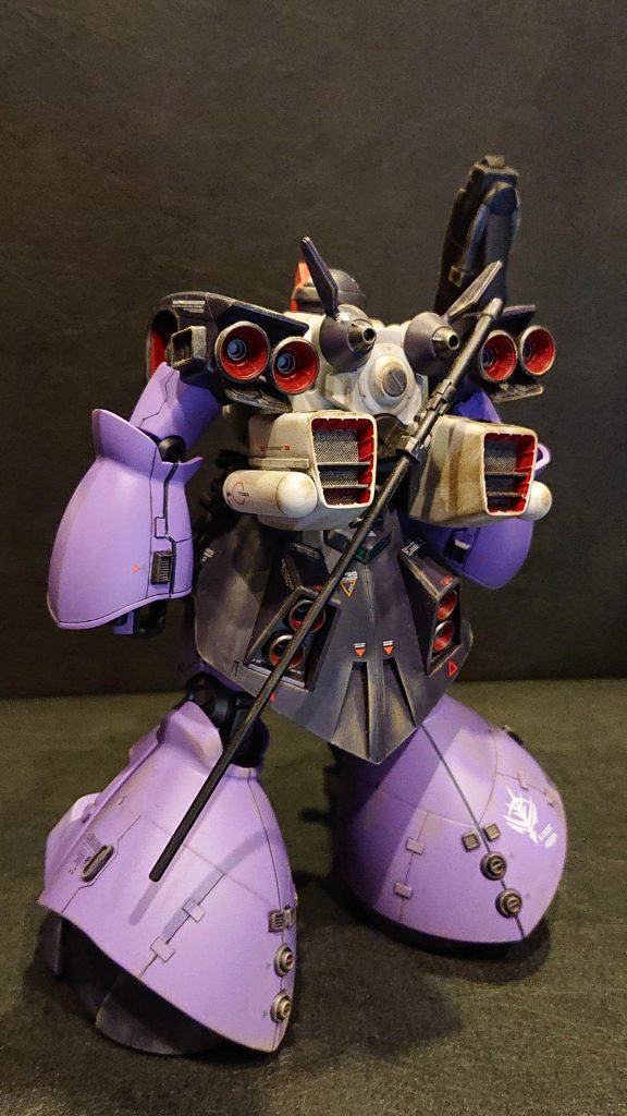 今回の改造メインとなる、背面です。
ホバー推進ユニットは、ドワッジ改から移植しましたが、