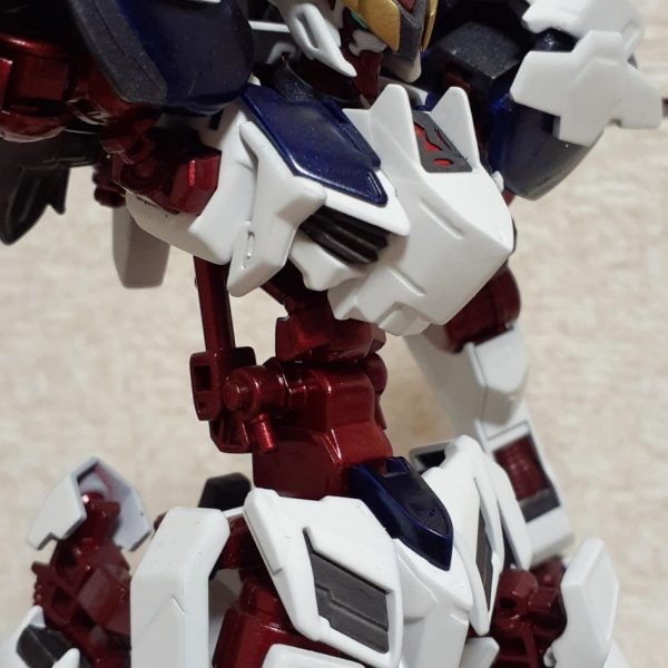 ガンダムバルバトス王我主(オーガス)