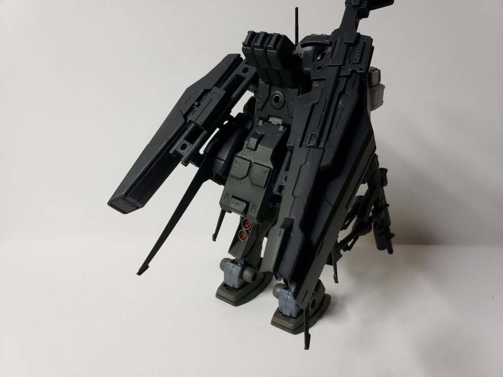 バッグパックはK9ドッグパックをベースにエールストライカーのスラスターやアリオスのミサイルを採用してみました。
