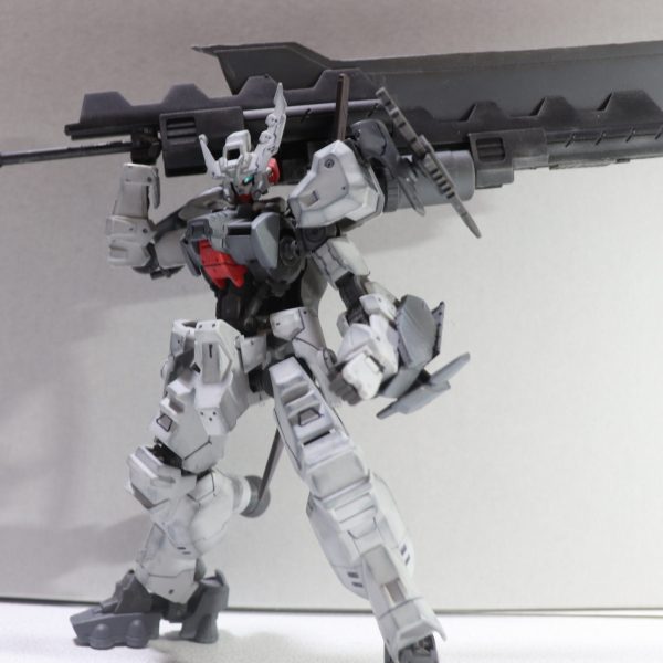 ガンダムアスタロト「鉄(クロガネ)」