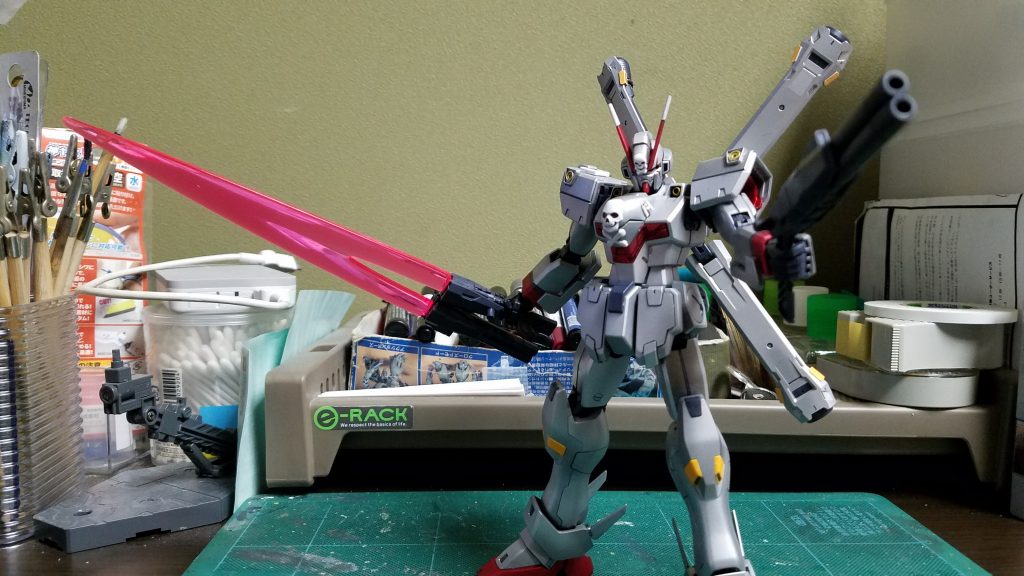 バタフライバスターのガンとサーベル装備