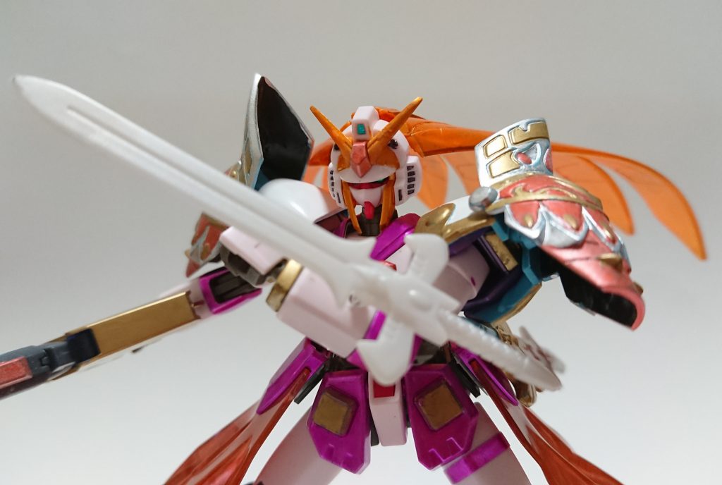 盾には仕込刀を装備