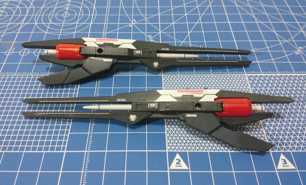 [ランサーミサイル]
ファントムグレーを基調にホワイト、レッドを入れてみました。