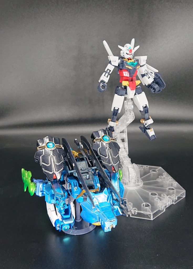 【神甲機(バルダ)戦国アースリィ】
アースアーマーをアニメ「天空戦記シュラト」の神甲冑の移動形態である神甲機に見立てて改造。
◯設定
天宮(アーク)の国の武者。幼い頃に生き別れた双子の弟を探している。
使用する武器は、格闘武器がメイン