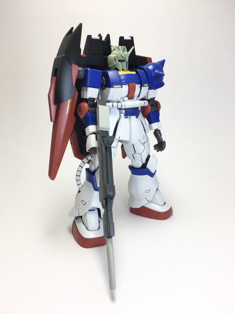 短期間で全く性能が異なるザクで修理出来るアーガマクルーのメカニックマンはとんでもなく優秀ですよね！