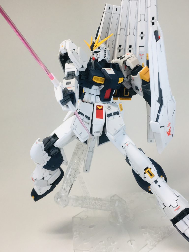 RG νガンダム–3枚目/制作者：稲葉🔰