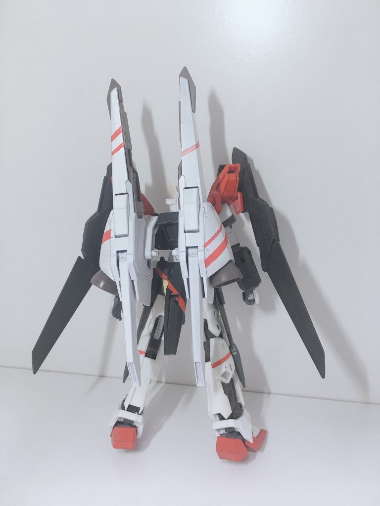 背面。背中のブースターやふくらはぎにはライン塗装をしてみました( ˇωˇ )