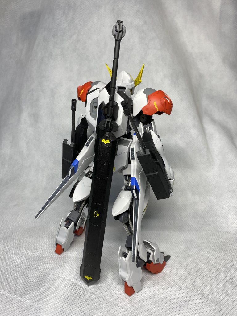背面