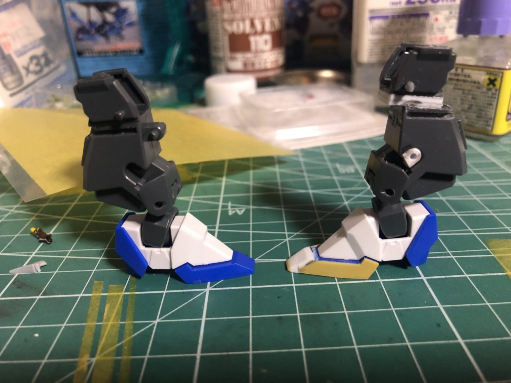 足首の位置がおかしいので膝関節の位置を前にずらしました。