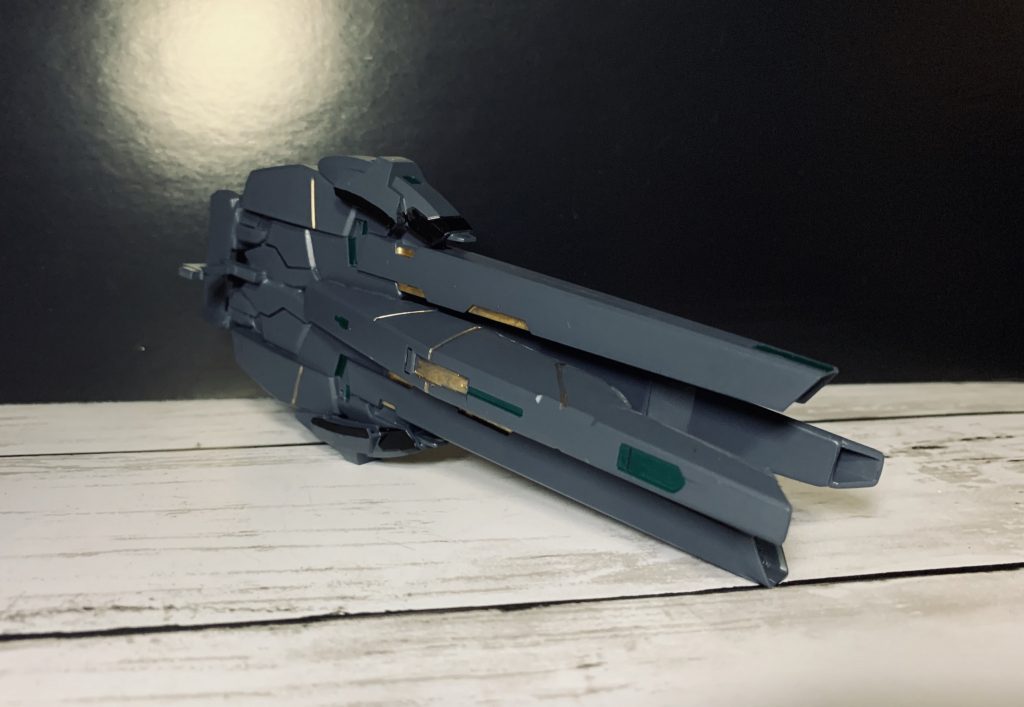 「メガフォースランチャー」
トゥラス専用の大型射撃装備
通常では1門から発射される
オーバーヒートを防ぐために計4門を順に発射する