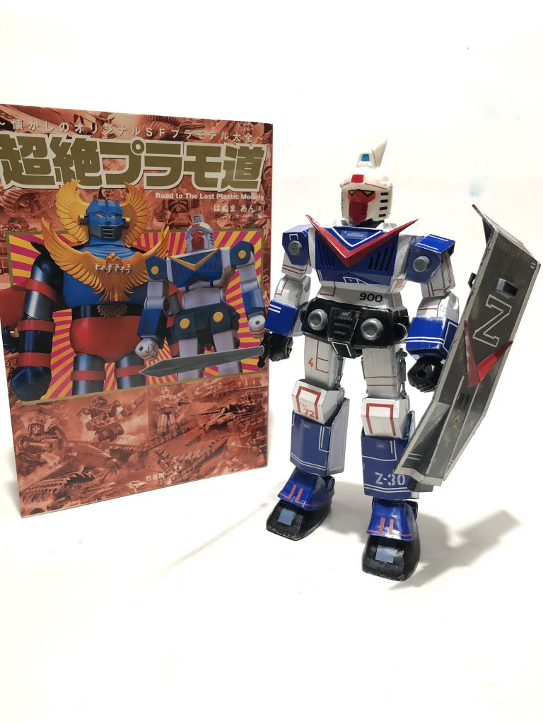 あとがき
当時のトラウマプラモのバイソンをふたたび作りたい!けどオリジナルはめっちゃプレ値で特にバイソンは無理だ!!
そんな願いを形にしました。
当時は「なんだこれだせぇ!」「こんなんニセモノだ!」と思ったもんですけど…
それもやっぱ良い思い出になるもんでずっと心にくすぶってました。
そんな中「はぬまあん著☆超絶プラモ道」
今でこそバイソンかっこいい☆
当時僕が小学生の頃。
ガンプラブームは落ち着きこの頃はダグラム、ザブングルのプラモで熱くなったいました。
その頃のお小遣いは月¥1000
新作キットは吟味して買ってました。
そんな中の僕のお誕生日。
普段良くしてくれているおじさんが「お誕生日おめでとう☆」ってくれた包。
このサイズと重さは間違い無くプラモだ!
しかもデカい!!
もしや1/48ブロックヘッド?!
いや1/100シャア専用ゲルググでも御の字だ!!と思った!
「ありがとうおじさん!!」
包をむさぼり破き出てきたのは…
「コレジャナイ。」
人の心は移り変わり普遍的なものですね。