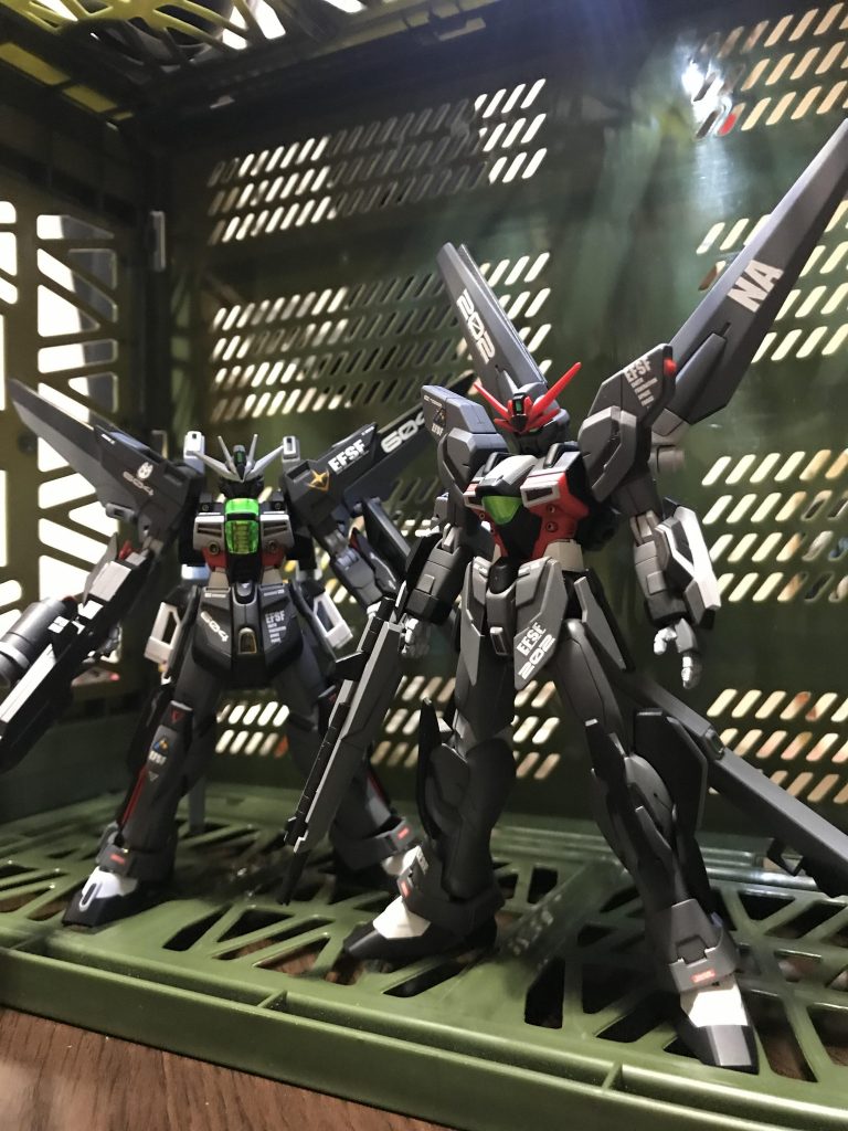 ガンダムDX〝マテリアル.バースト〟と記念撮影👍