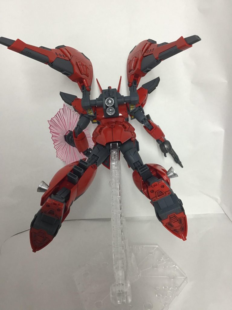 最後に、コミック内での自分の中でのイチオシカット、ガレムソンのネオガンダムを発見して全速力で向かうビギナ・ゼラを後ろから描いたシーンのイメージで。シルエットフォーミュラは、時々作画が覚醒して、妙にカッコいいシーンが生まれてたりするのが非常に面白い作品なのでみんなもっと読んで・・・