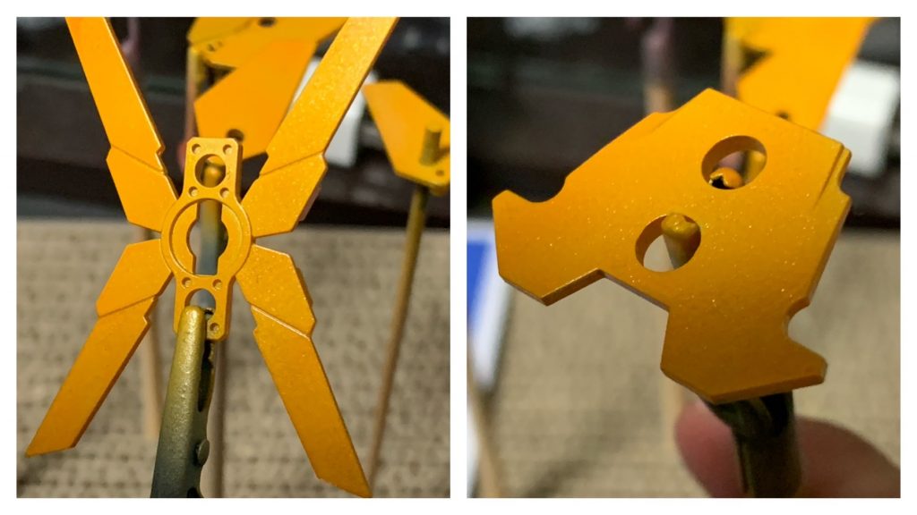 サイコフレームの塗装。蛍光塗料で塗りつつメタリック感が出せればと、パールを重ねてみましたが、ドアップにしないと分からないですね…
どうも今回の塗装はいろいろ苦戦しました。夏ごろより下手になったような…。もしかして気温が下がったからか?