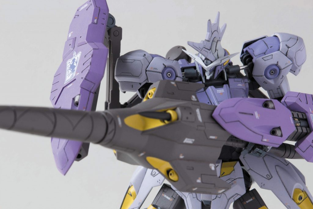 シールドとランスの接続かっこいい。