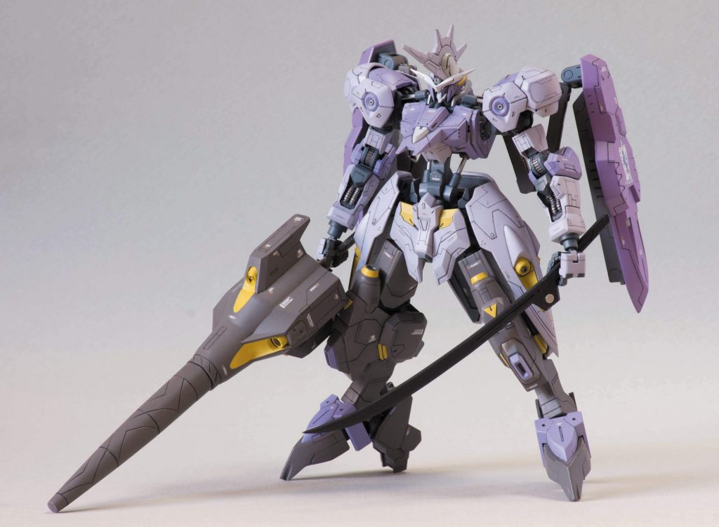 ランスと刀を装備。ドリルランスは長く感じたので好みで短くしています。なんとなくバランスよくなった気がします。