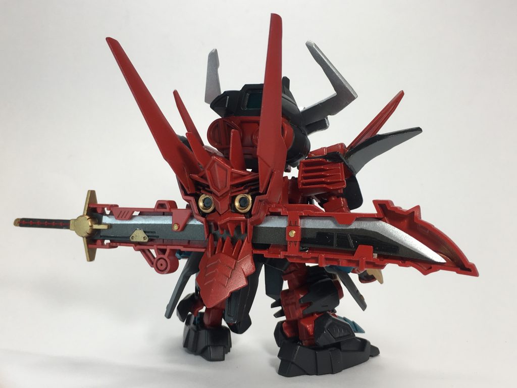 背面から

キャラ紹介
魔討剣四大流派の一つ、斬魔流(ざんまりゅう)を遣う
天下護剣の一人
性格は実直な武人
自分にも他人にも厳しいが、護るべき者に対しては
不器用な優しさを見せる漢