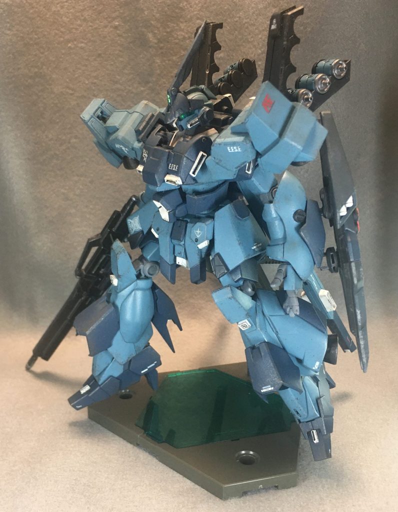 ファンネルコンテナ展開。
コンテナにはビルダーズパーツを使用。