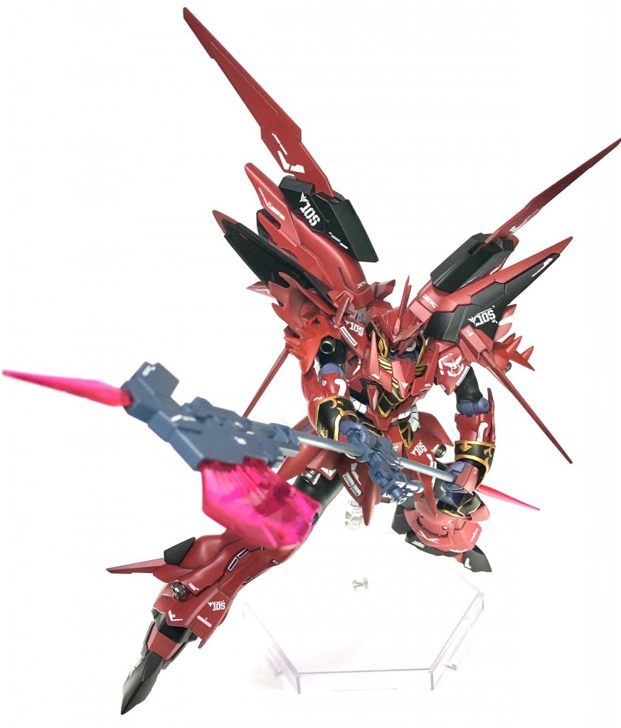 こちらはガンダムビルドファイターズ炎トライに登場したら…という仕様。マスター・ハヤミ専用機想定で(マスター・ヒゲノプラモカイジンはモビルアーマーとか使ってそう)、ビーム・ハルバードを追加。各所からビームが出る結構えげつない感じにしています。強い。