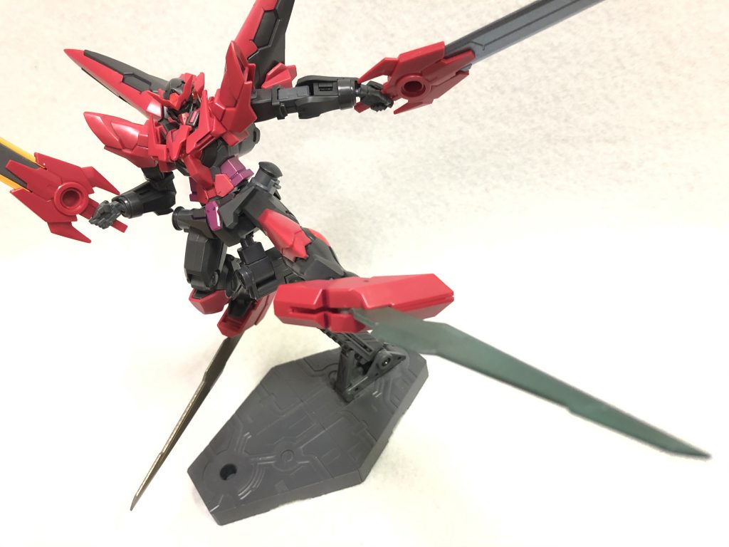 獄嵐剣テンペストブレイド。不可視の風の刃から逃れる術は無く、気が付く頃にはバラバラに切り刻まれている。