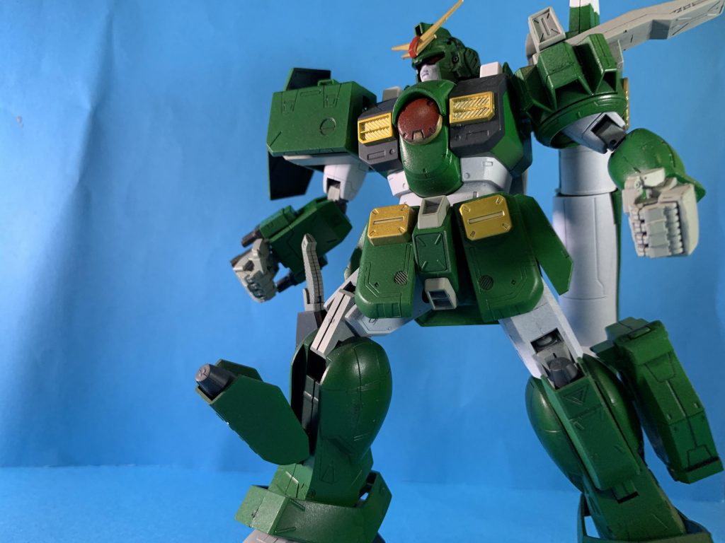 ホーネットミサイル。赤外線誘導の意味が子どもの頃はよく分からずなんかすごそうという感想を持ってた覚えがあります。