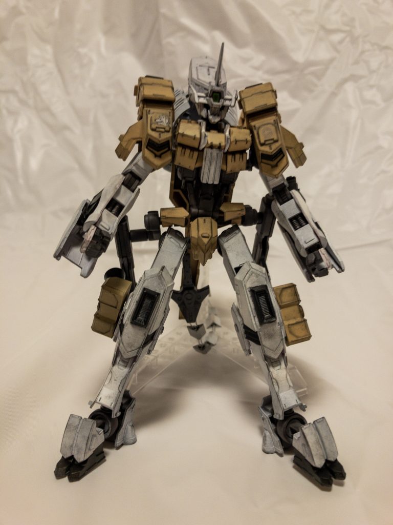 ## ガンダムフラウロスカレントランナー

フラウロスをニャイアガンダムのように動物化カスタムした機体。
カラーリングはマゼンダから同じ鉄華団のモビルスーツであるグシオンリベイクに似せられたものとなっている。

GBNでNPDが僚機として操作することを考慮して作られているため、ベース機と同じく砲撃機である。
またその際は犬型のNPDが乗るらしい。

機体はほぼフラウロスから変更はない。
変更箇所はマシンガンのマウント位置、各所バーニアの増設、バックパック、頭のトサカである。
トサカは刀身になっているため、イライジャ専用ジンのように攻撃に使うこともできる。