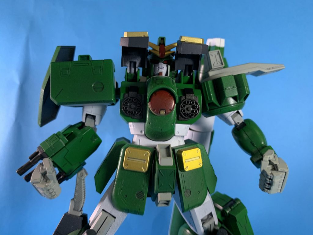 ブレストガトリング。前作のヘビアとガンガン被っていく武装に何か思うところはなかったのでしょうか…