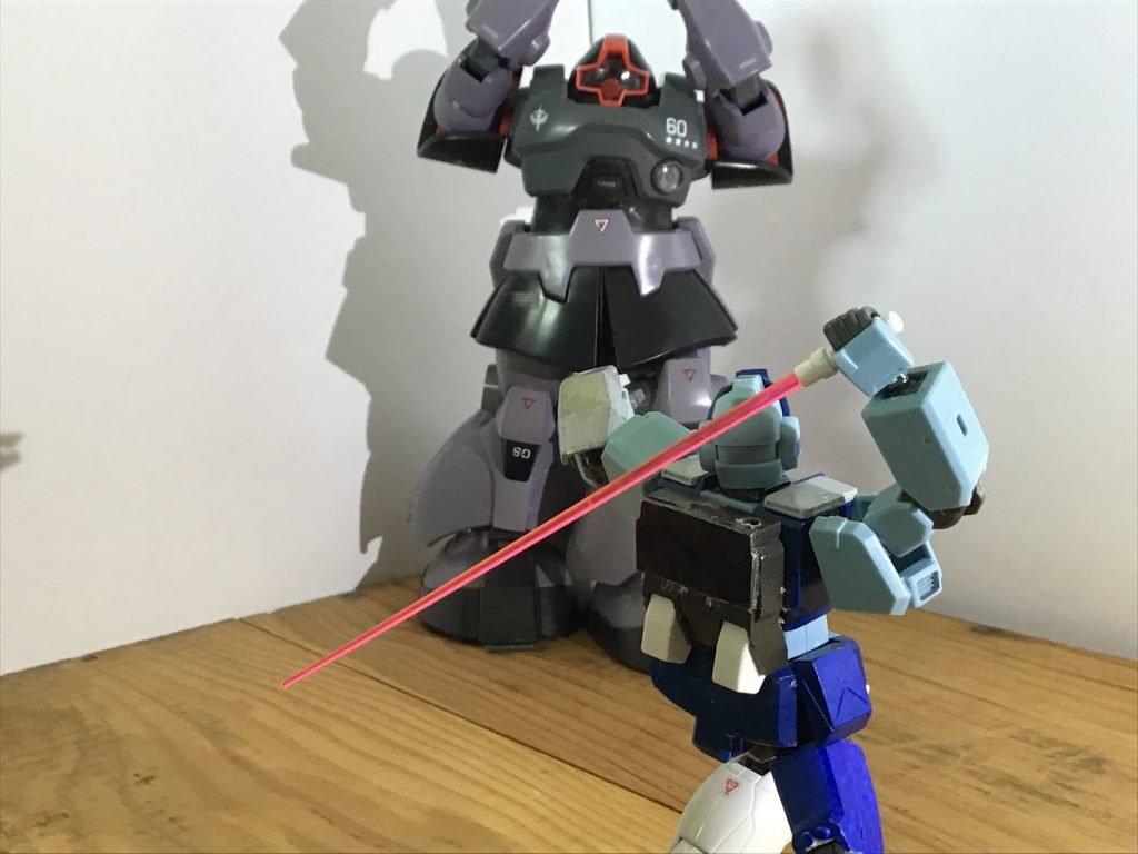 ビームサーベルを引き抜いて今