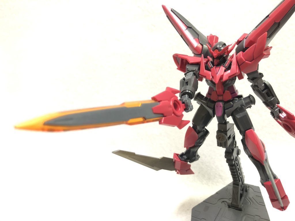 獄炎剣プロミネンスブレイド。地獄の炎を宿した剣。あらゆる物を焼き尽くし、両断する。