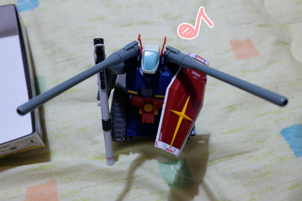 完成です!
モバイルからガンタンクちゃんが出てきてくれました!  やったねー!!!