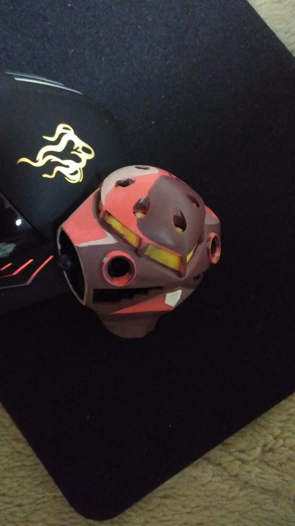 筆塗途中。線がヨレヨレです。
塗装はアクリジョンの乾燥が早く、ほとんど一気に塗ってしまった為、途中写真がほとんどありません。すみません。