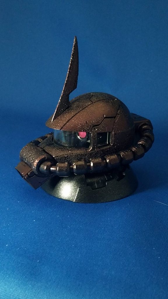 外装のみ鱗表現を施しています。
もう少しやらない箇所が多くても良かったかも...?