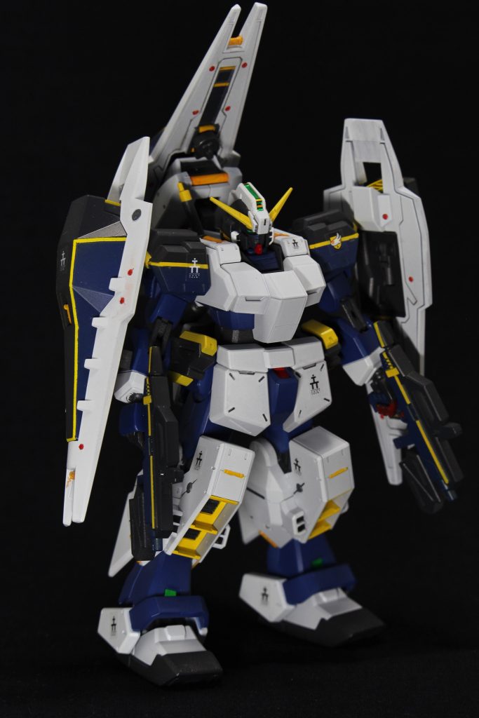 最終形態。
いわゆるフル装備…ゴテゴテ感がたまらんですね。