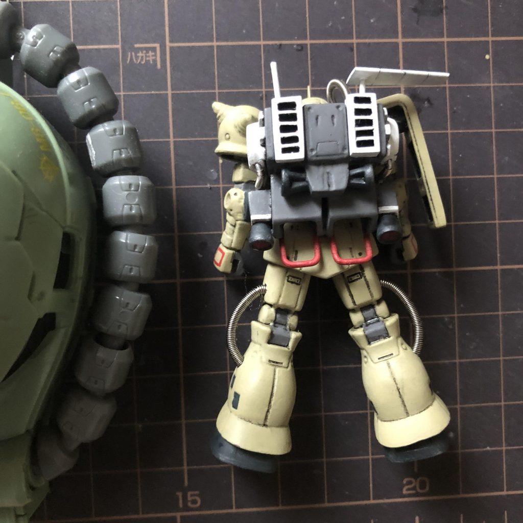 今年20年振りくらいにガンプラ始めましたが作っている間は中高生に戻ったかのように楽しかったです。大きいモデルは作れないので、次のガシャプラか小さいのが出るまでは一旦小休止します。