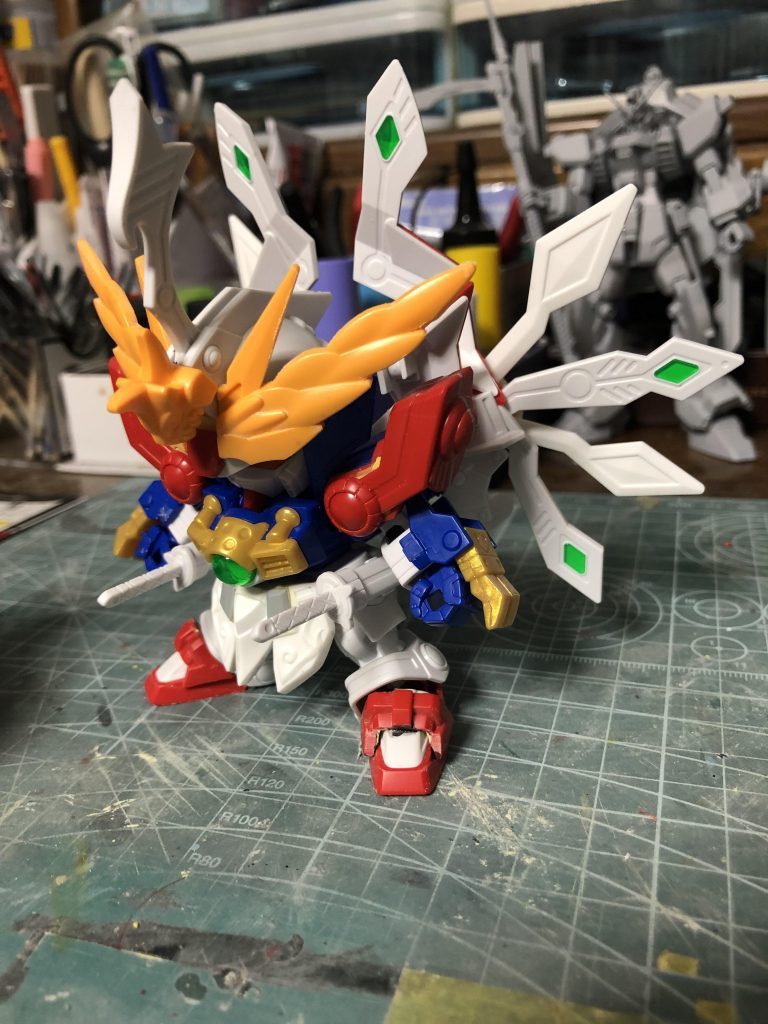 仮組みの状態です
気のなる場所はパテやプラ板で増しました