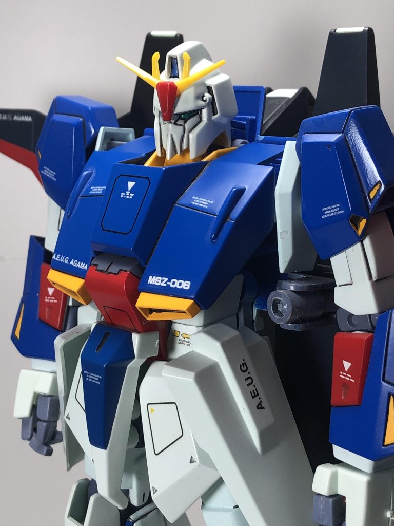 デカールはキット付属のものと、ガンダムデカールゼータガンダム用(初期のMGのやつ)