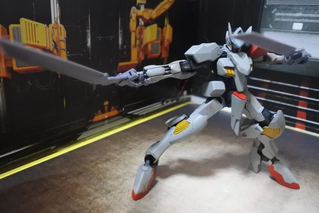 ここから､手頃な武器を持たせてアクションです｡