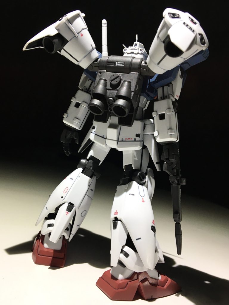 バックパックの取り付け位置を若干上げてます。あと少し立体的に。