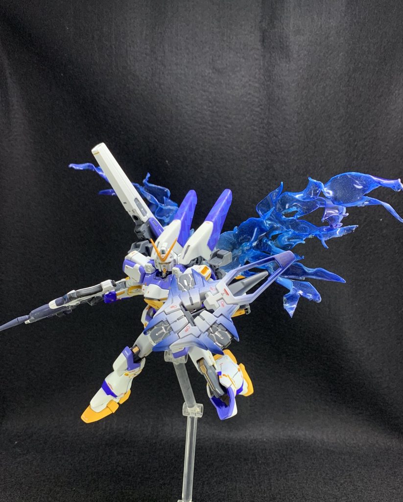 透明プラ板から光の翼を作ってみました！

やっぱりミノフスキードライブがあるなら翼もなければ！ということで。