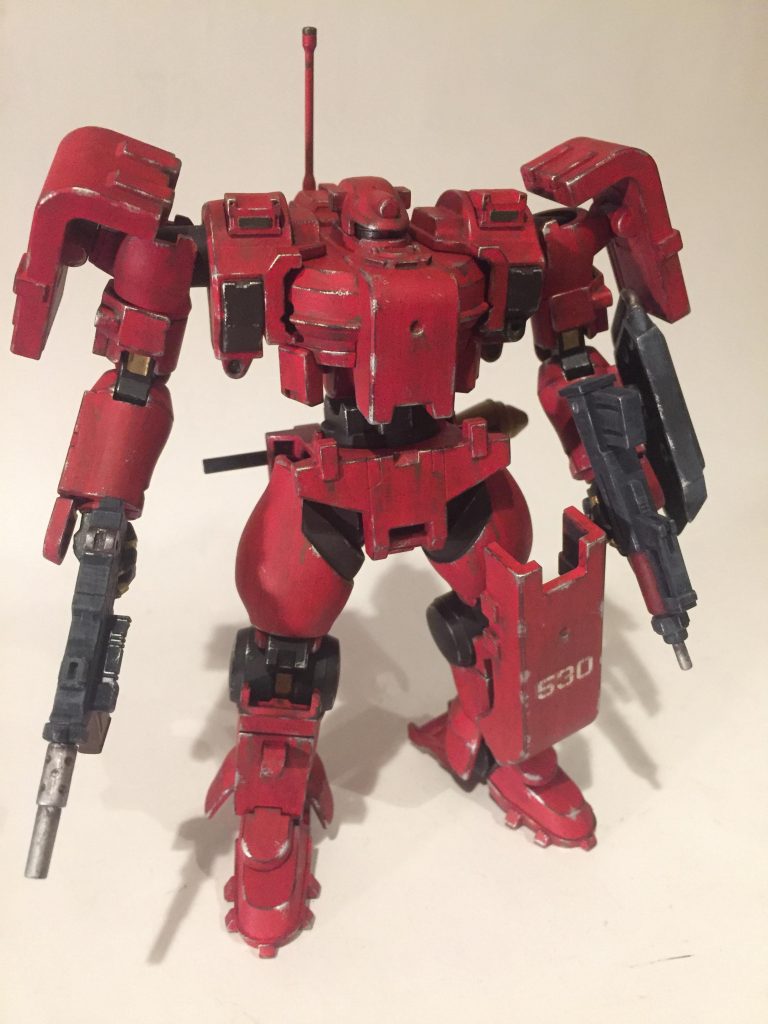 ハンドパーツと武器はキットの物を使わず
、ジャンクから流用しています。