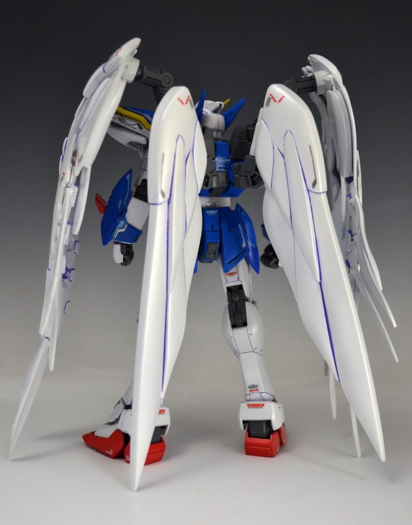 ■塗装(C=クレオス、G=ガイアカラー)
白1:ピュアホワイト(G)→AGパールホワイト
白2:ピュアホワイト(G)+明灰色(C、少量)→AGパールホワイト
青1:インディブルー(C)+スカイブルー(C)
青2:インディブルー(C)
青3:スカイブルー(C)
赤:ハーマンレッド(C)
黄:イエロー(C)+黄橙色(C、少量)
グレー1:メカサフ ライト(G)
グレー2:メカサフ ヘヴィ(G)
グレー3:ジャーマングレー(C)
墨入れ(タミヤエナメルカラー)
・パープル+ブルー+ホワイト
・ブラック